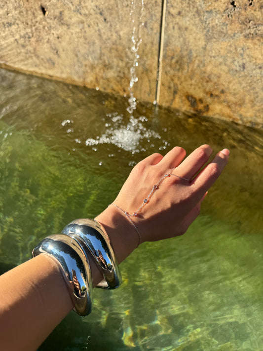 Stella Hand Chain- Silver