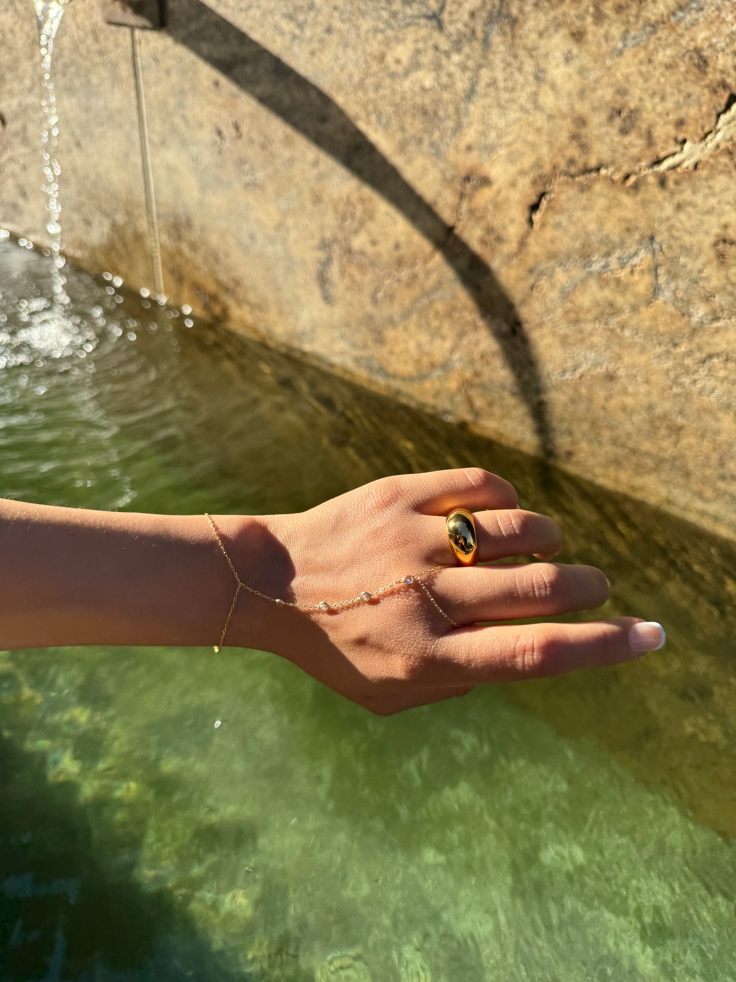 Lucia Ring
